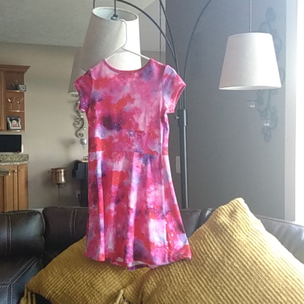 A cute pink and purple dress comfy cute great 😍
